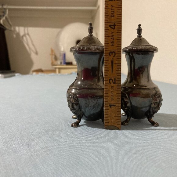 Lions Head Footed Antique Ornate Silver Plated Salt & Pepper Shakers Monogrammed - Picture 8 of 8